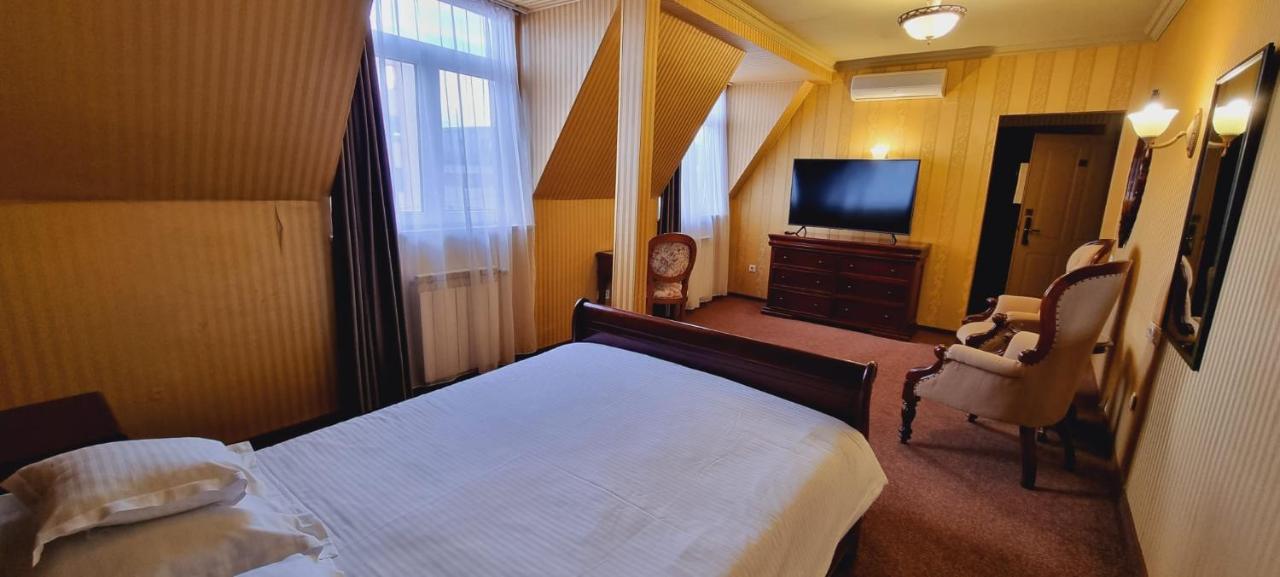 Topaz Boutique Kluž Pokoj fotografie